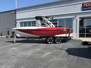 2014-malibu-wakesetter-23-lsv-146214-image2.webp