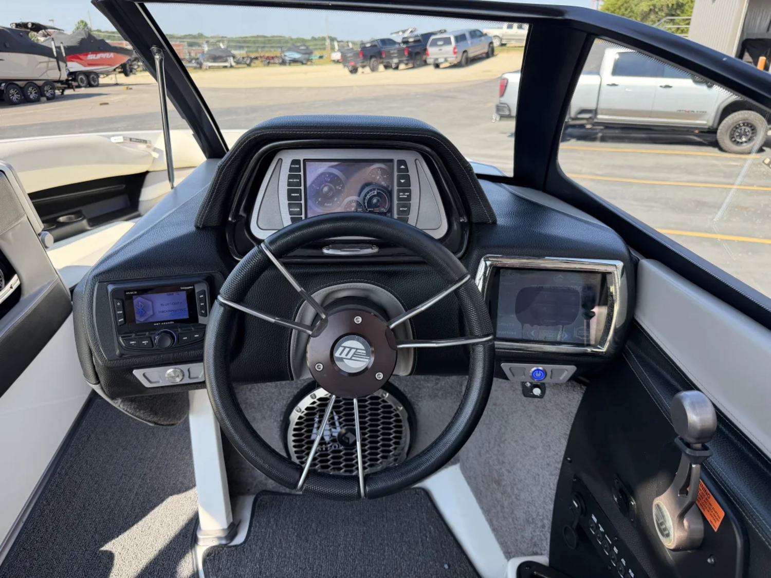 2014 MALIBU 23LSV WAKESETTER 6.2L MONSOON SUPERCHARGED 572HP