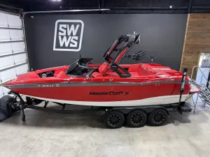 2022-mastercraft-x-star-146217-image0.webp