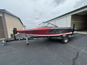 2013-nautique-ski-nautique-200-146223-image0.webp