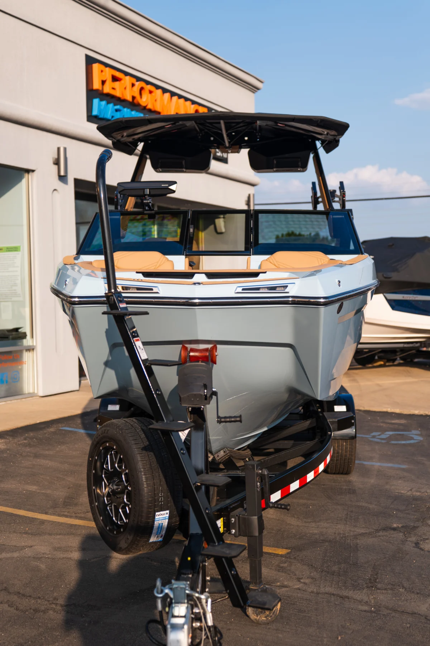 2026 MASTERCRAFT XSTAR25 COASTAL BLUE ONLY 74 HRS 