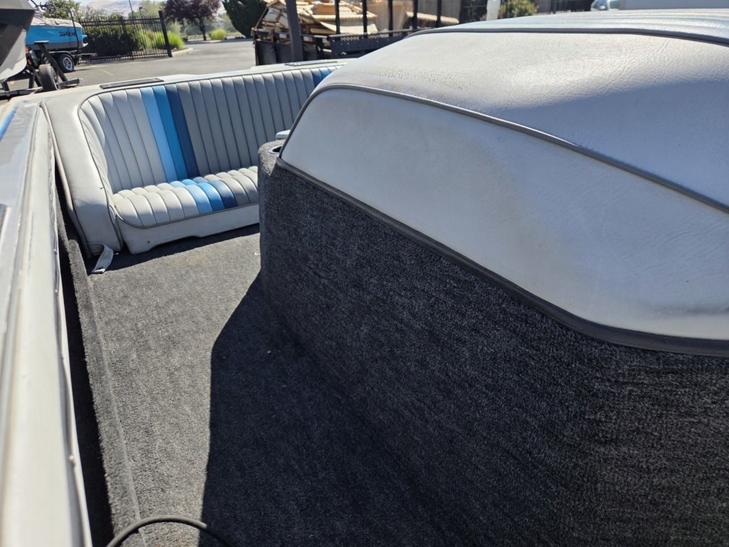 1990 MALIBU SKIER 19