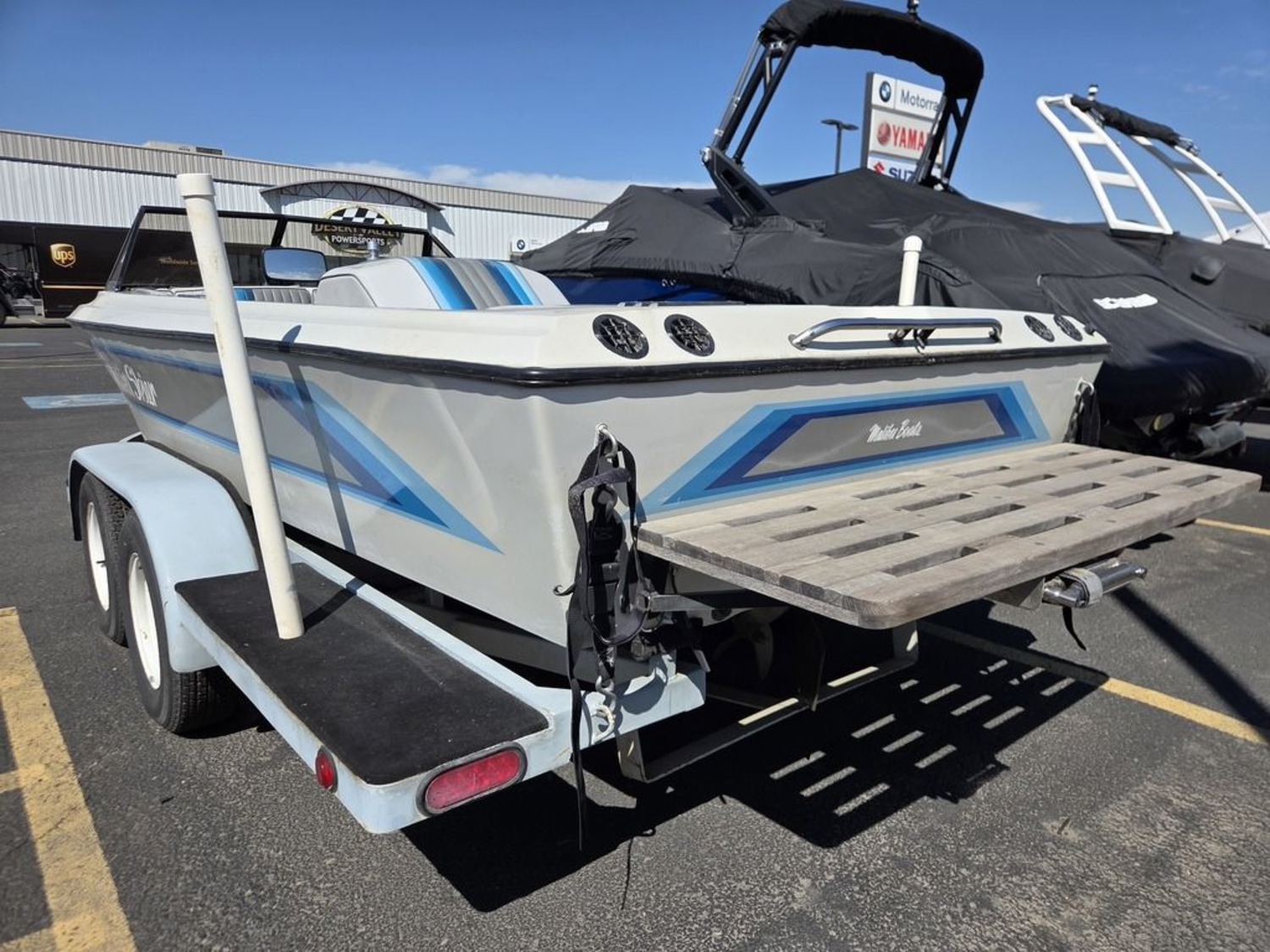 1990 MALIBU SKIER 19
