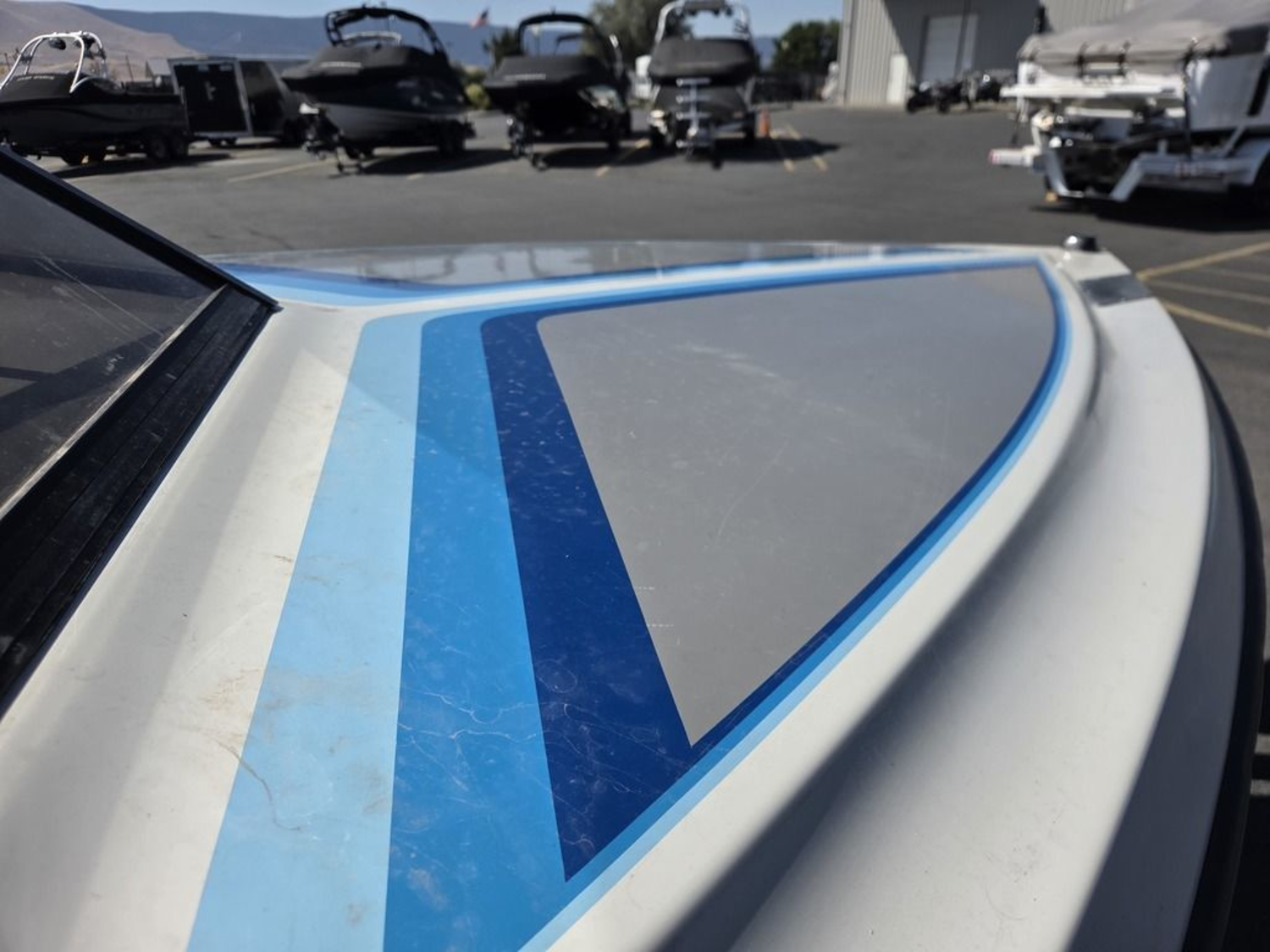 1990 MALIBU SKIER 19