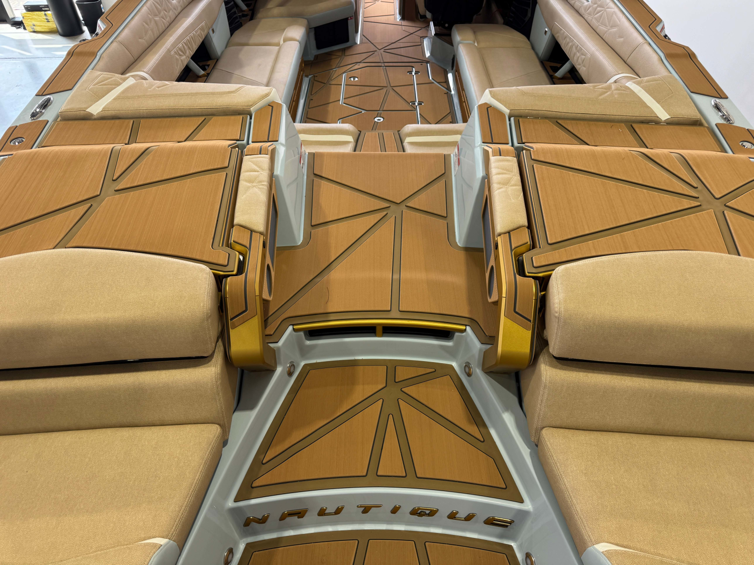 2027 Nautique Super Air Nautique G25 Paragon