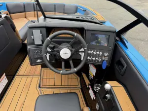 2026-moomba-max-144947-image13