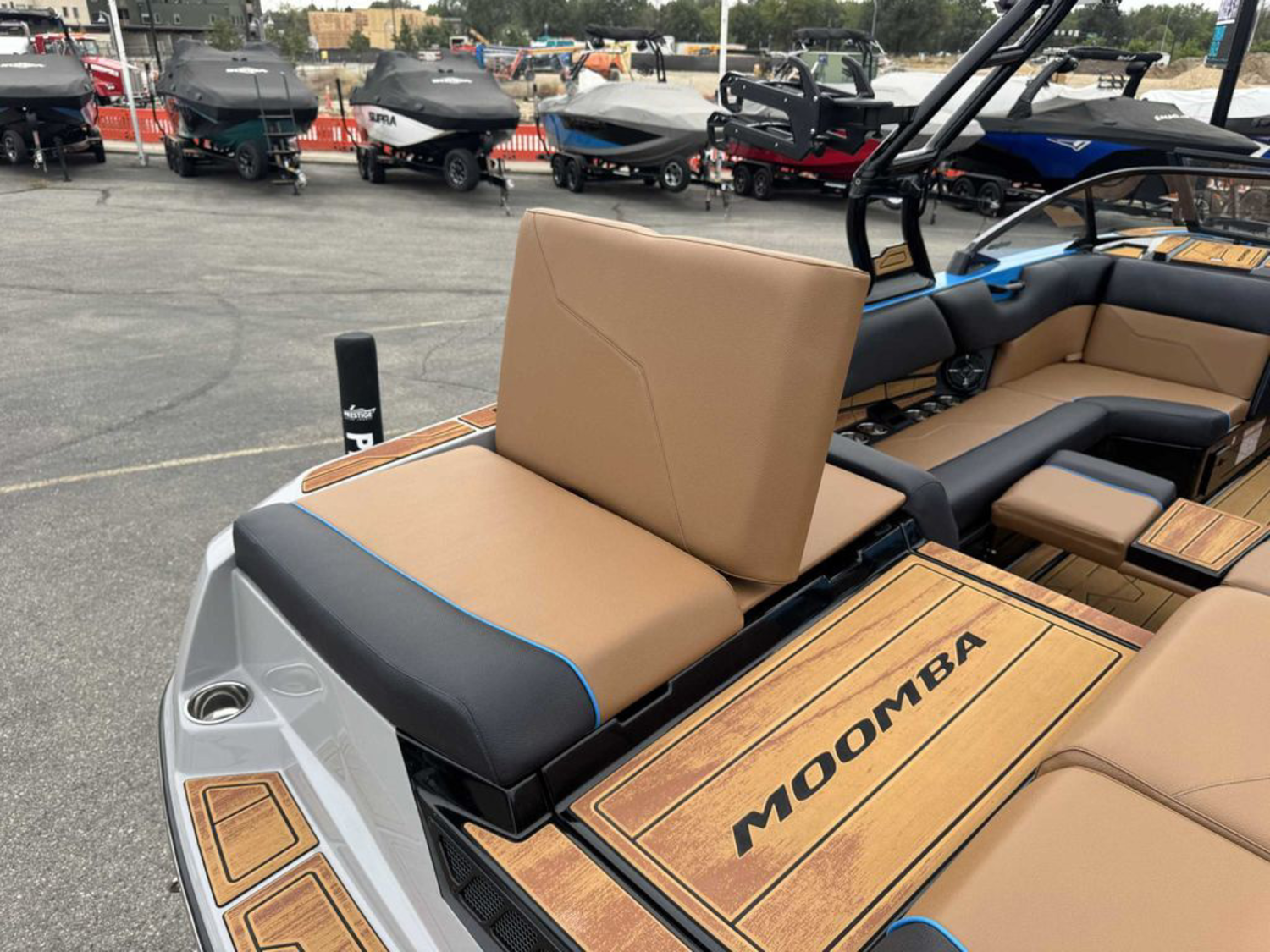2026 MOOMBA Max