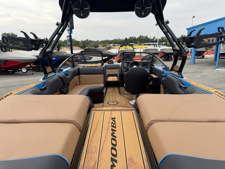 2026-moomba-max-144947-image9