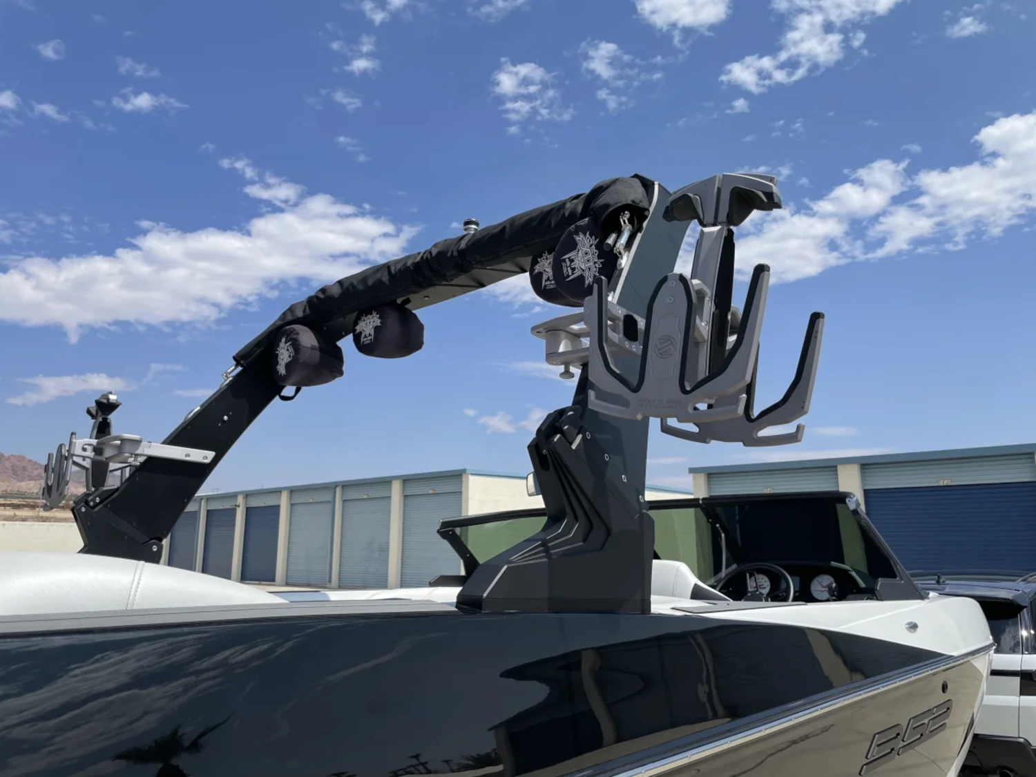 2020 MB Sports Boats B52 23
