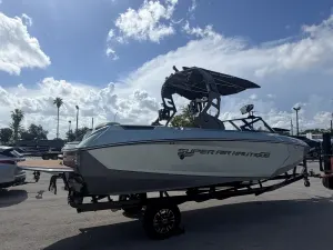 2020-nautique-g23-144986-image1.webp