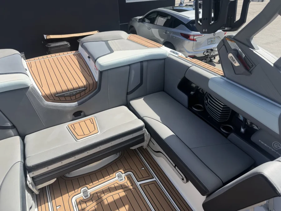 2020-nautique-g23-144986-image9.webp