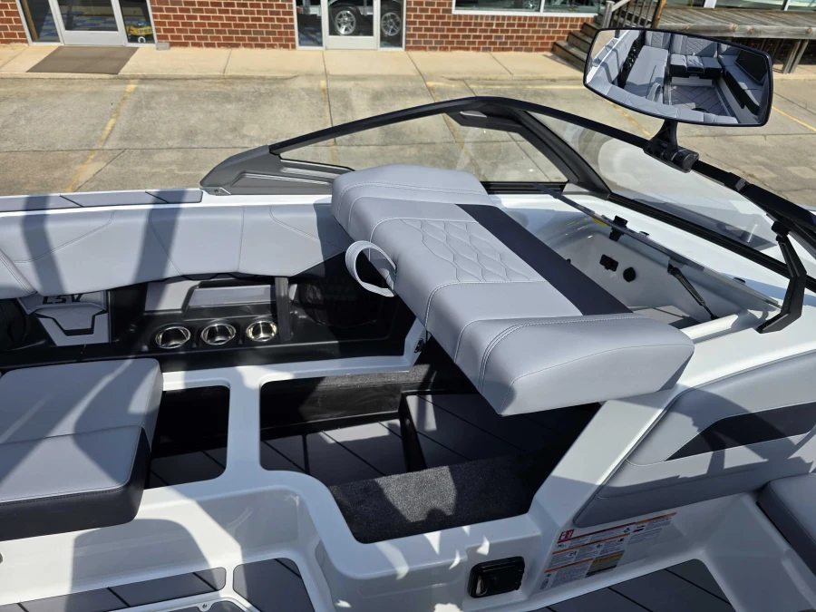 2027-malibu-wakesetter-23-lsv-144989-image11