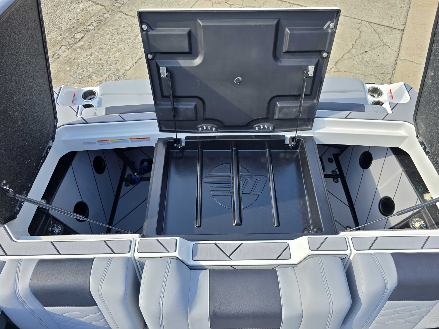 2027 Malibu Wakesetter 23 LSV