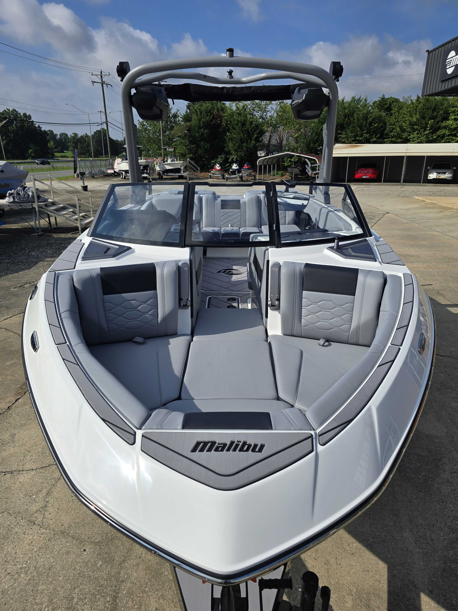 2027 Malibu Wakesetter 23 LSV