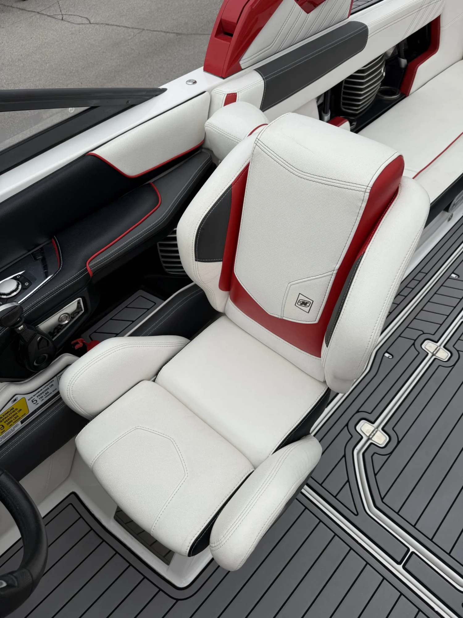 2016 25' Super Air Nautique G25 Bowrider