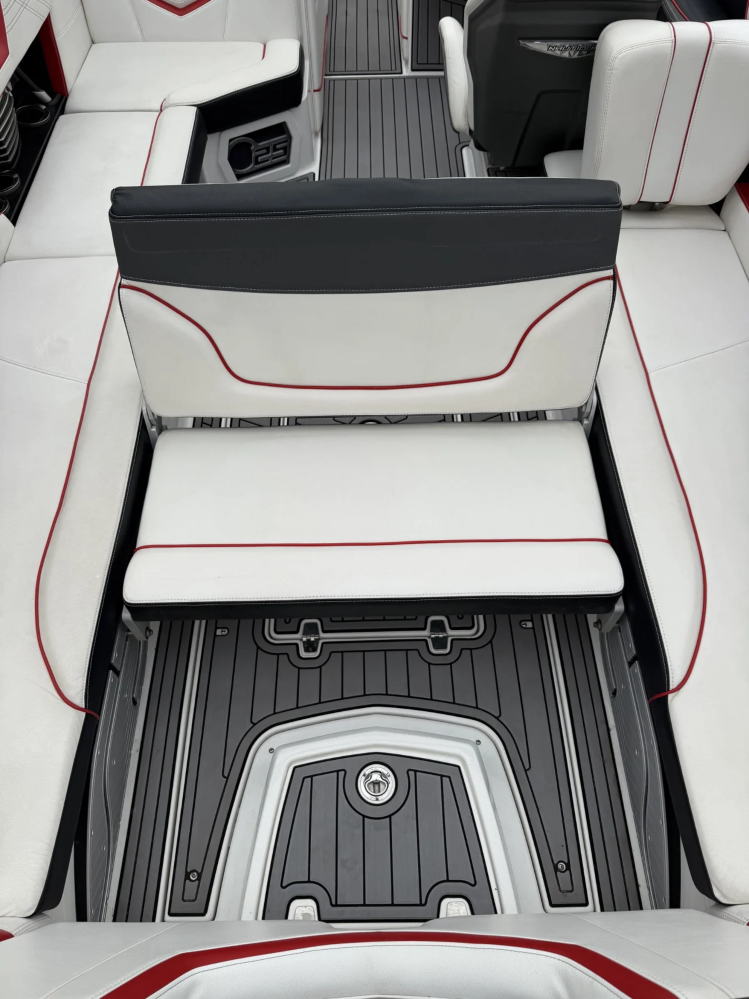 2016 25' Super Air Nautique G25 Bowrider