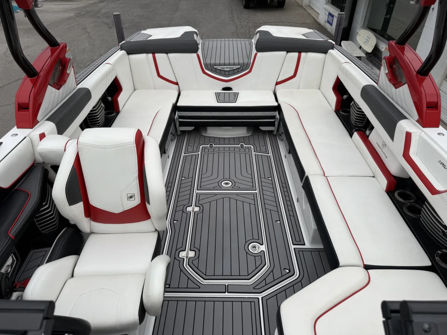 2016 25' Super Air Nautique G25 Bowrider