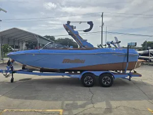 2027-malibu-wakesetter-23-lsv-144992-image2