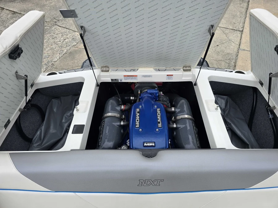 2019-mastercraft-nxt20-144993-image13
