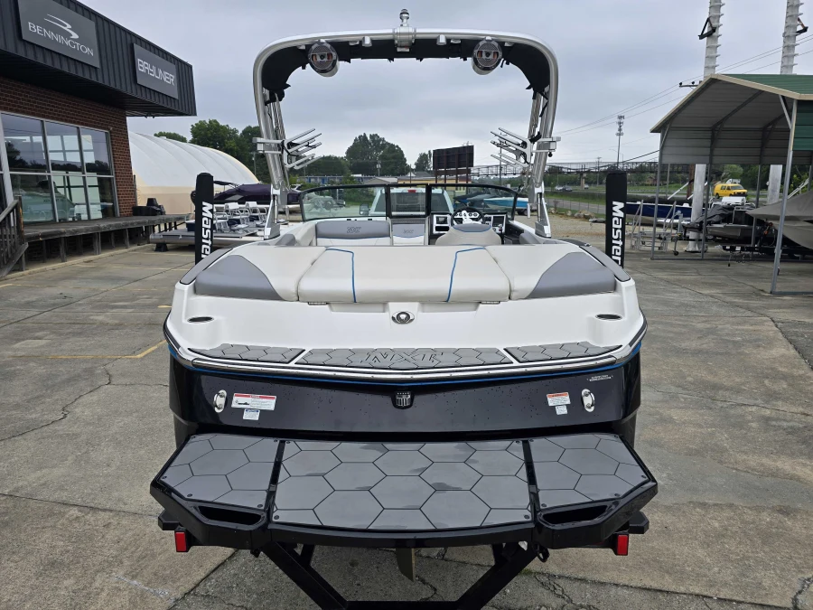 2019-mastercraft-nxt20-144993-image4