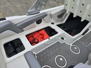 2019-mastercraft-nxt20-144993-image9