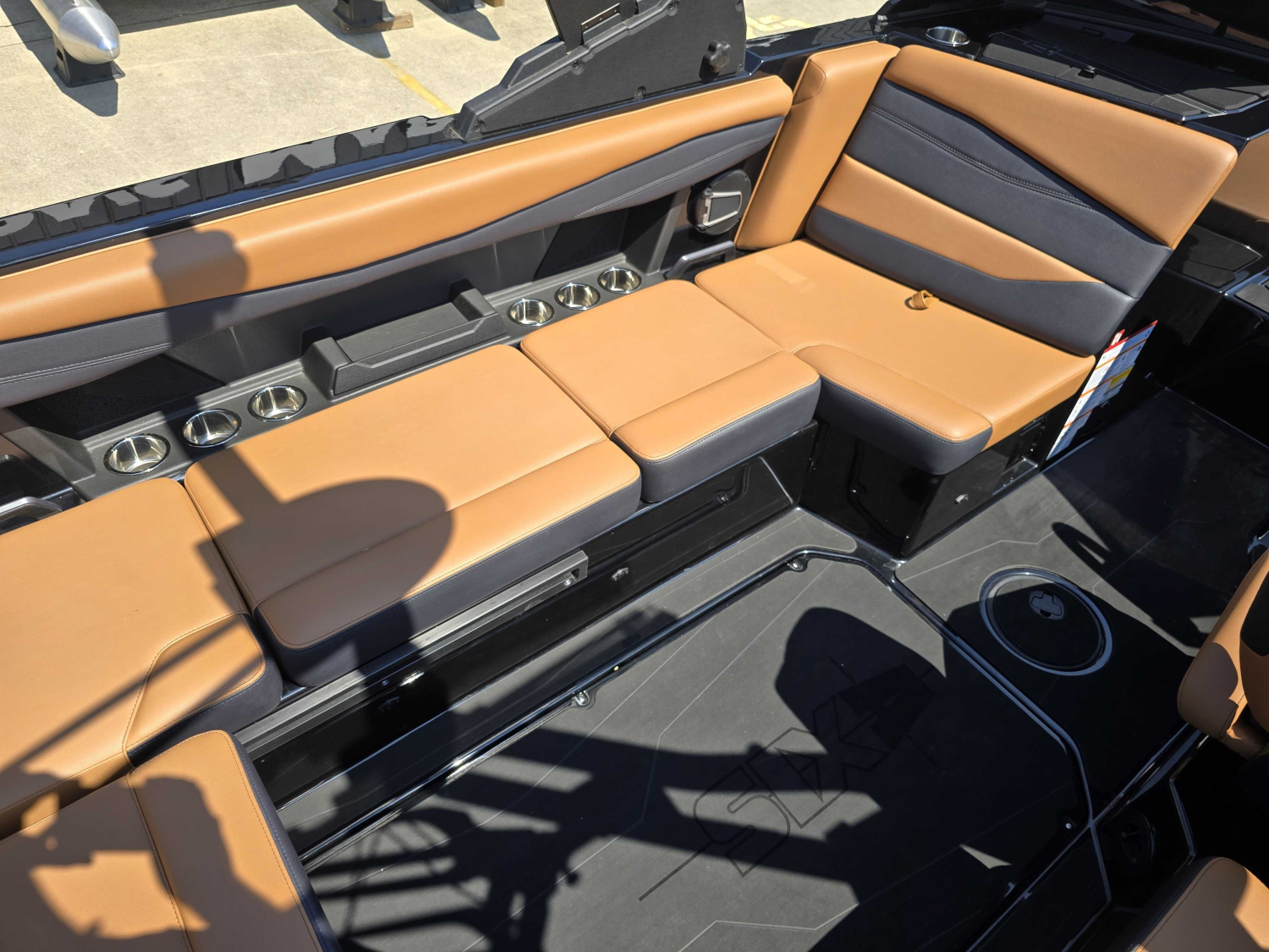 2026 Axis Wake Research A225