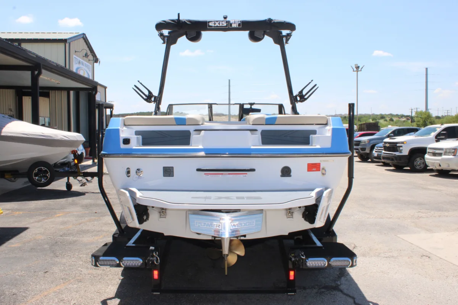 2027 Axis T220