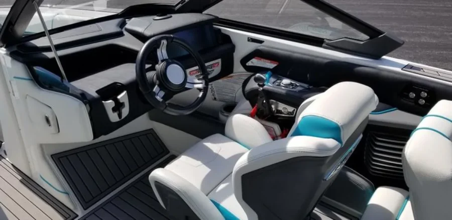 2019-nautique-g23-145008-image4.webp
