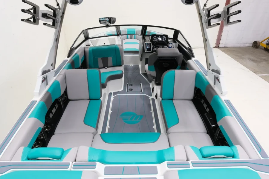 2021-malibu-wakesetter-23-lsv-145011-image8.webp