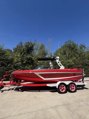 2019-nautique-gs22-145015-image0.webp
