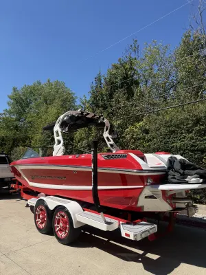 2019-nautique-gs22-145015-image1.webp