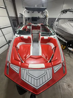2019-nautique-gs22-145015-image11.webp