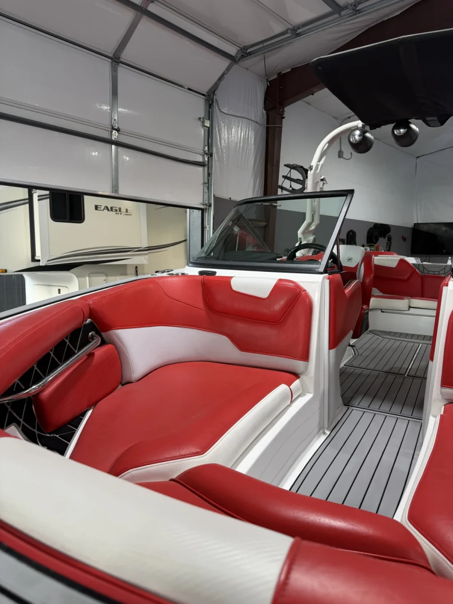 2019-nautique-gs22-145015-image13.webp