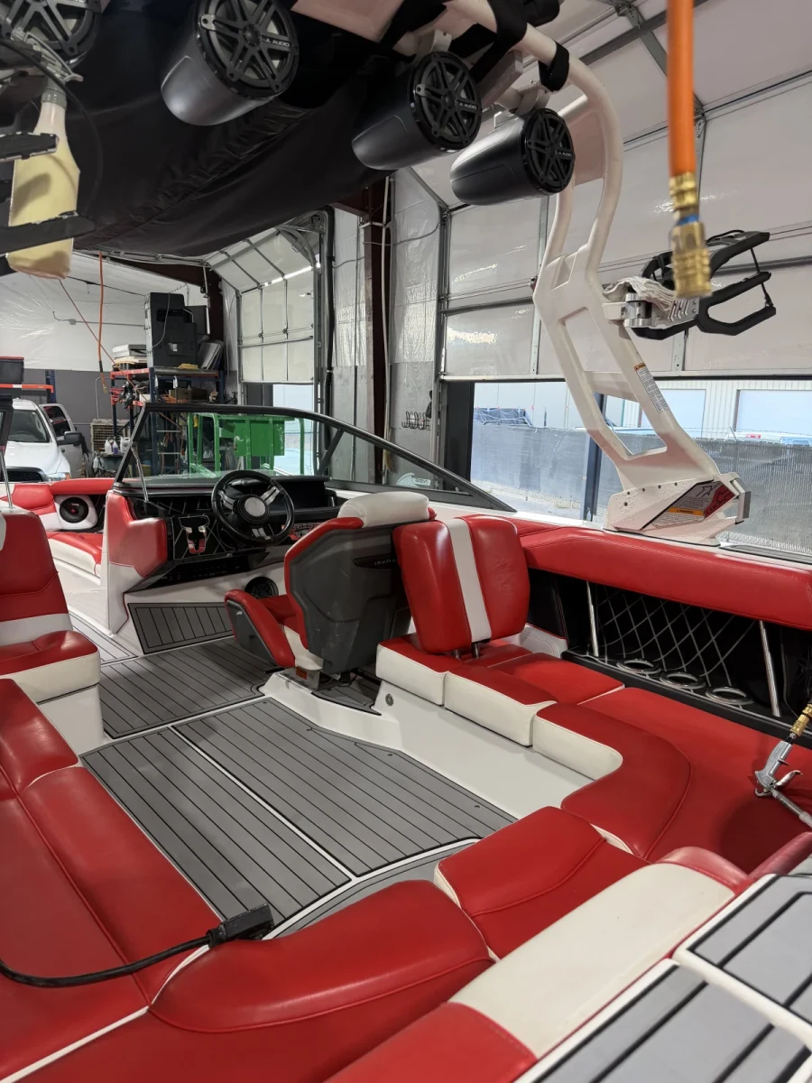2019-nautique-gs22-145015-image7.webp