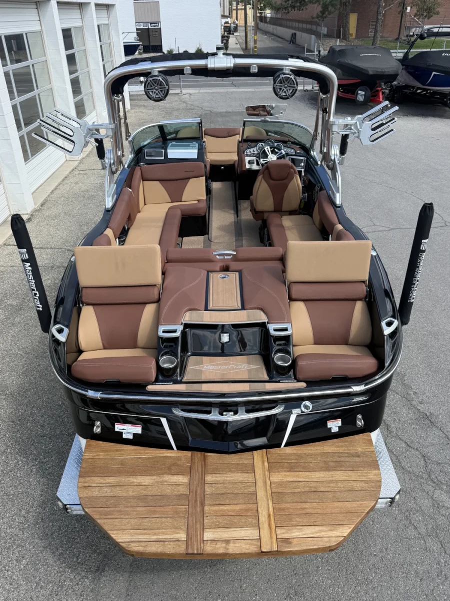 2017-mastercraft-x23-145018-image19.webp
