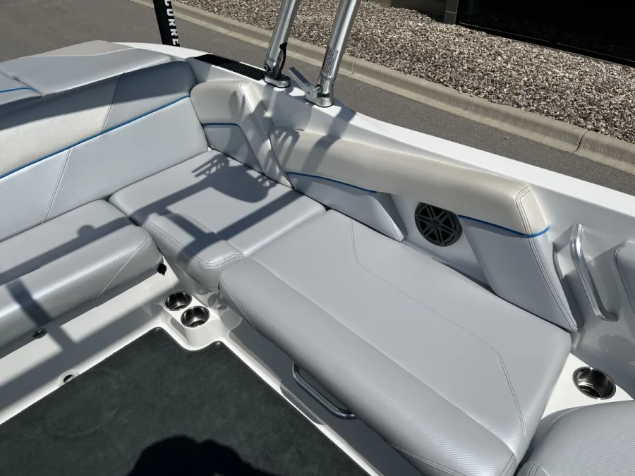 2017-mastercraft-nxt22-145019-image13.webp