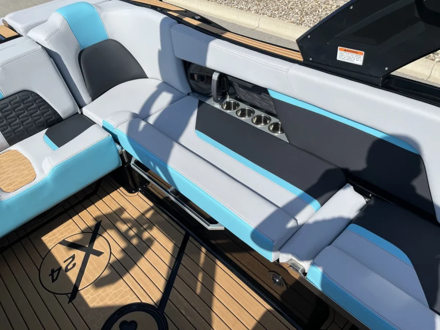 2024-mastercraft-x24-145020-image14.webp