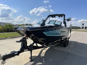 2024-mastercraft-x24-145020-image5.webp