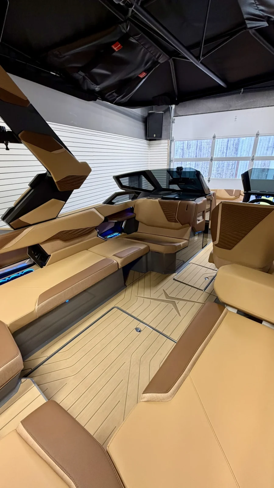 2026-mastercraft-x24-145022-image8.webp