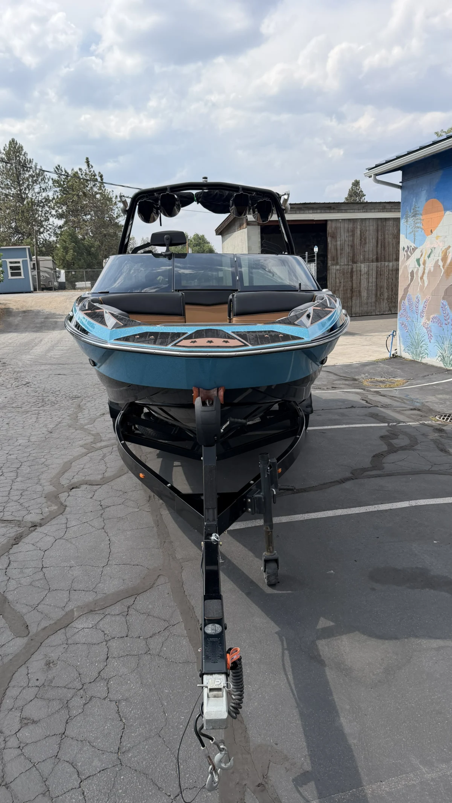2022 Supreme S220