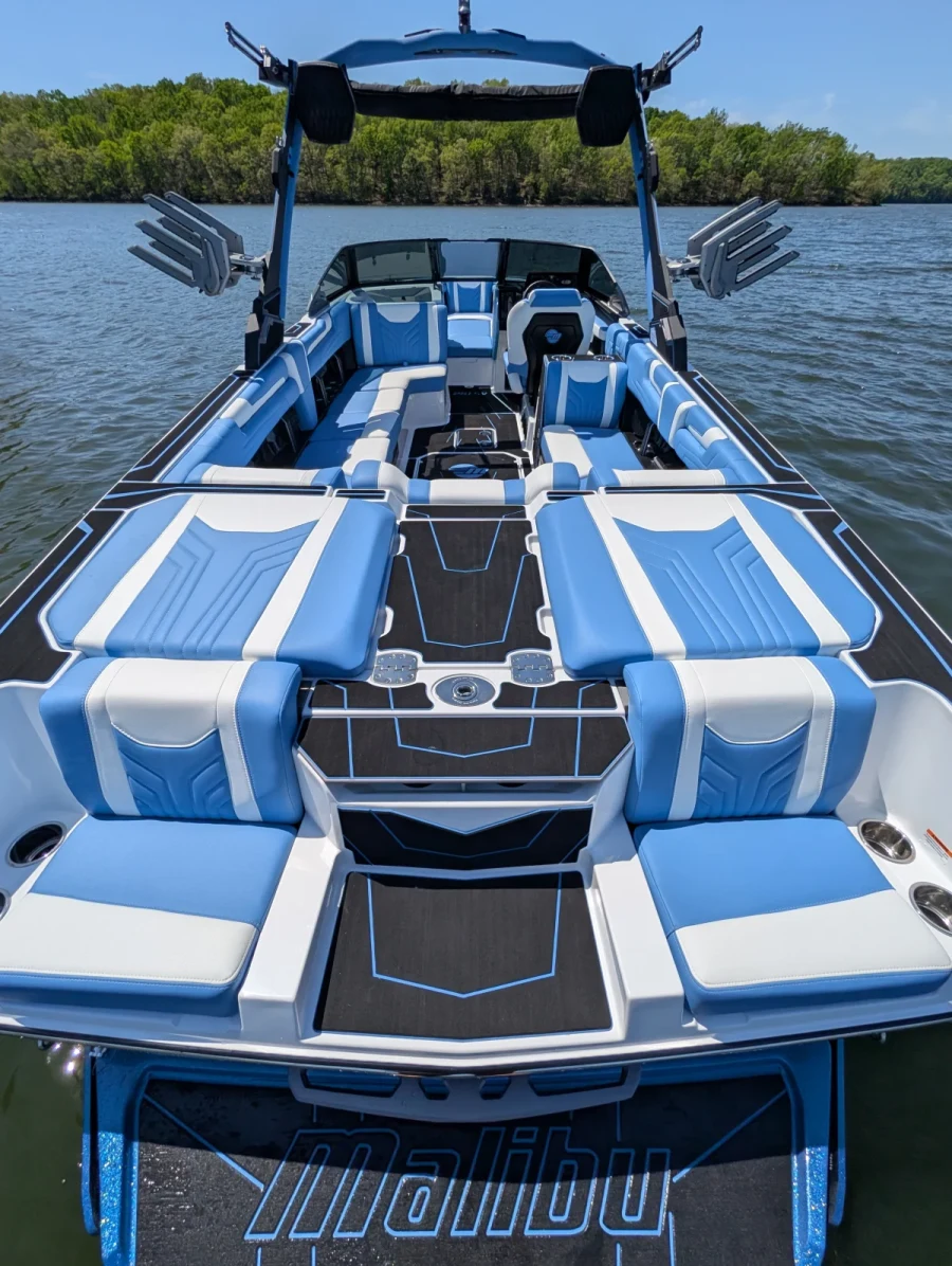 2026-malibu-wakesetter-25-lsv-145024-image1.webp