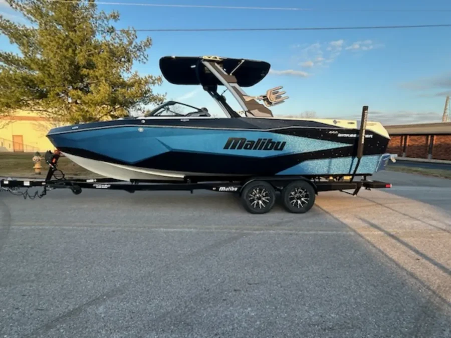 2026-malibu-wakesetter-25-lsv-145024-image4.webp