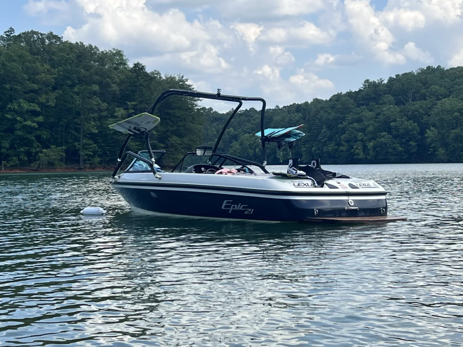 1999 Toyota Epic 21 Wakeboard Boat - Rare!