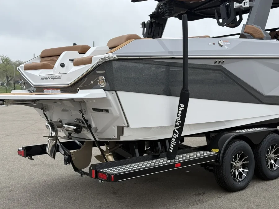 2025-nautique-g23-145030-image1.webp