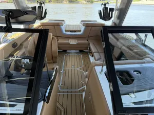 2025-nautique-g23-145030-image10.webp
