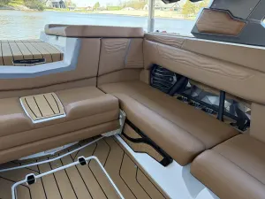 2025-nautique-g23-145030-image13.webp