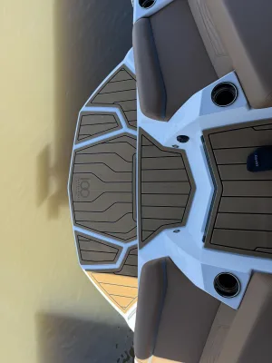 2025-nautique-g23-145030-image18.webp