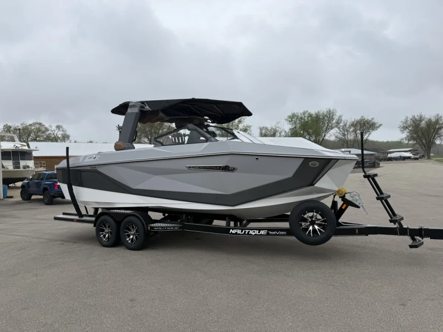 2025-nautique-g23-145030-image2.webp