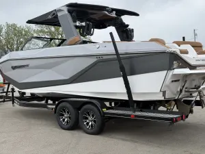 2025-nautique-g23-145030-image3.webp