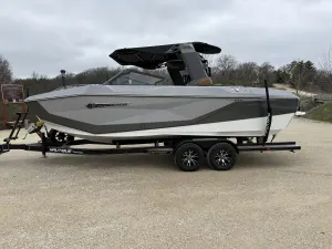 2025-nautique-g23-145030-image4.webp